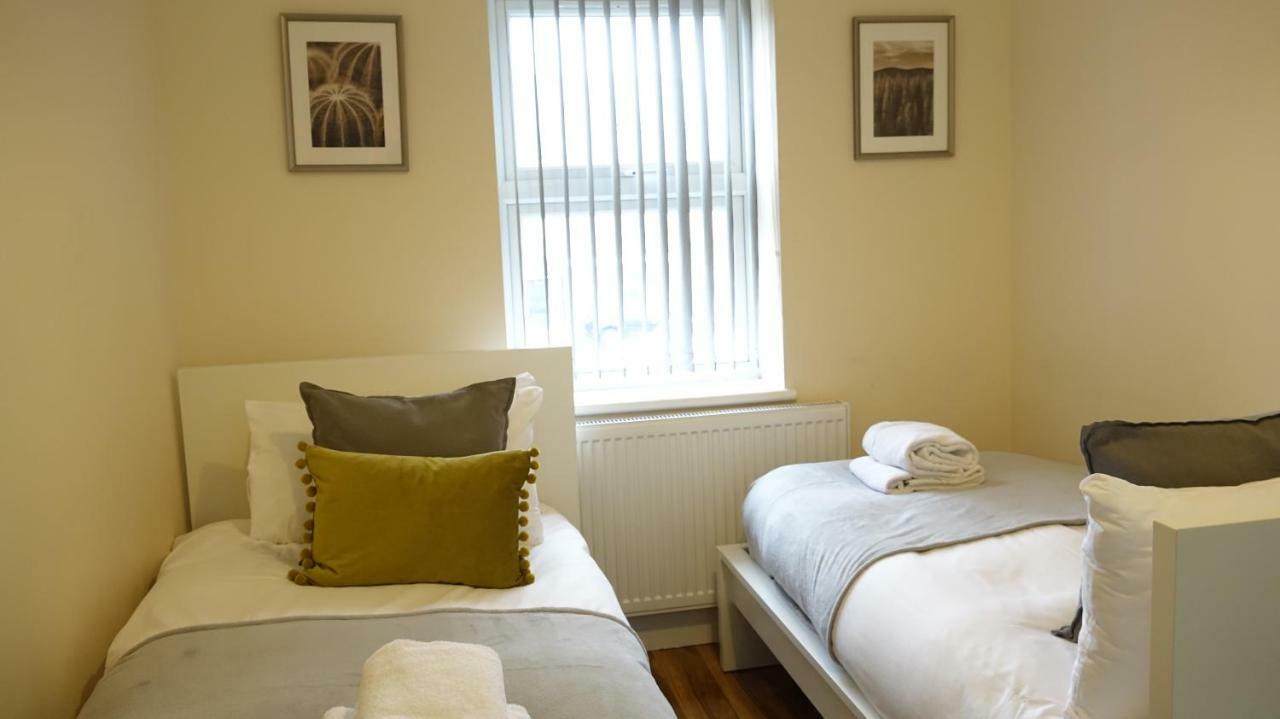 Heathrow Ensuite Rooms- Auto Check In London Exterior foto