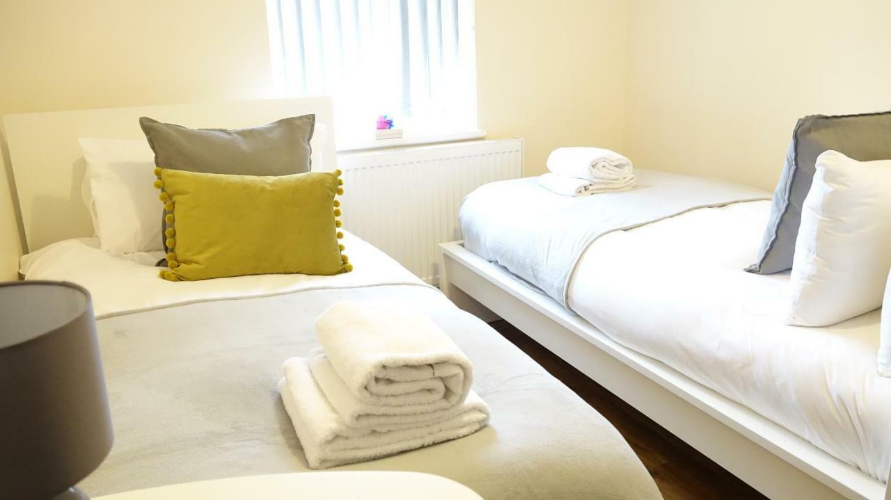 Heathrow Ensuite Rooms- Auto Check In London Exterior foto